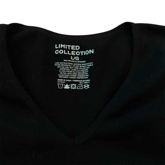 Limited collection size, large black ribbed, V-neck bodysuit. - Picture 3 of 3